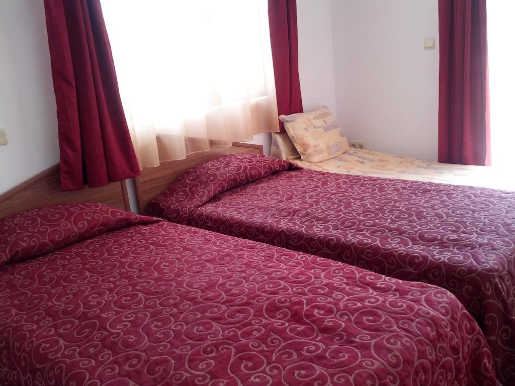Byala Perla Family Hotel Номер фото