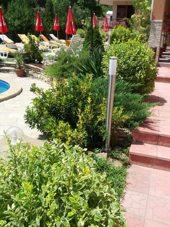 Byala Perla Family Hotel Екстер'єр фото